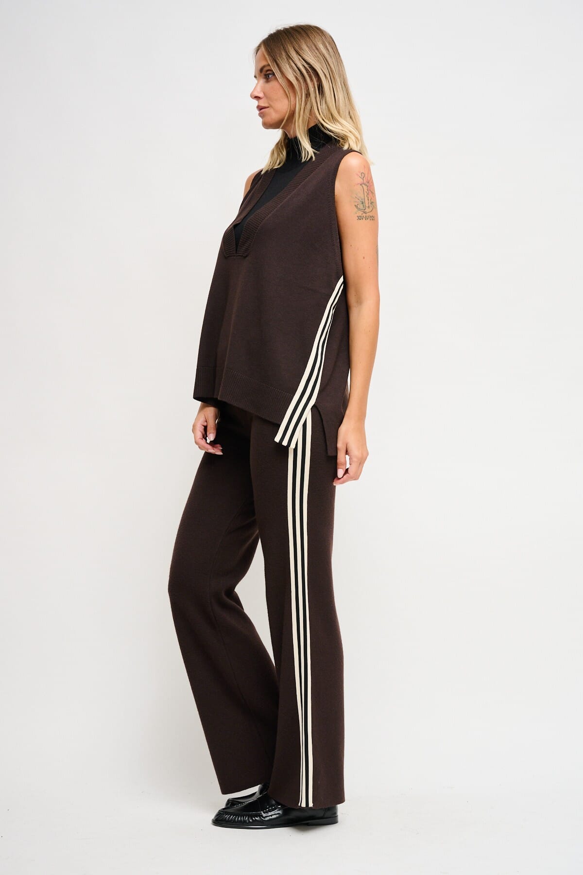 Pantaloni In Maglia Con Bande Laterali Maryley