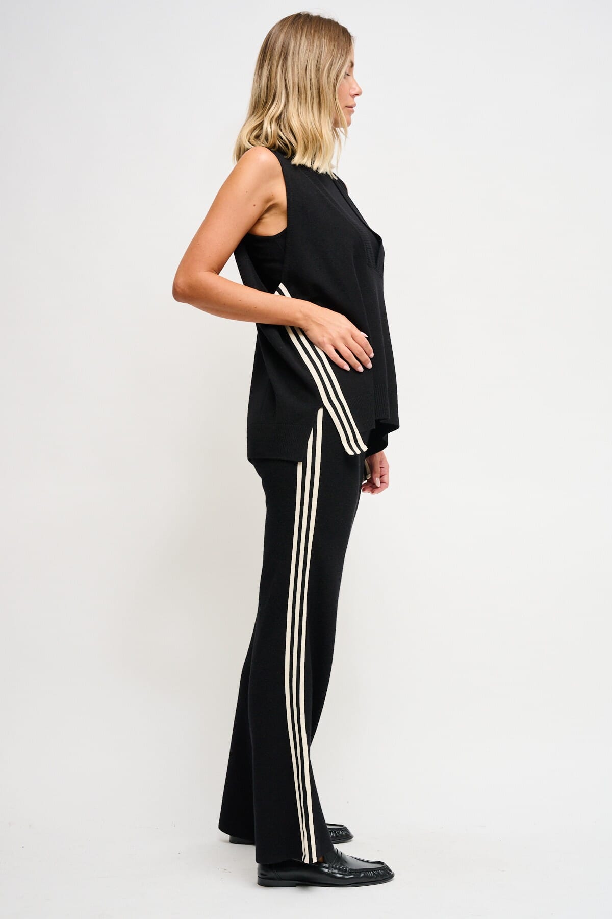 Pantaloni In Maglia Con Bande Laterali Maryley