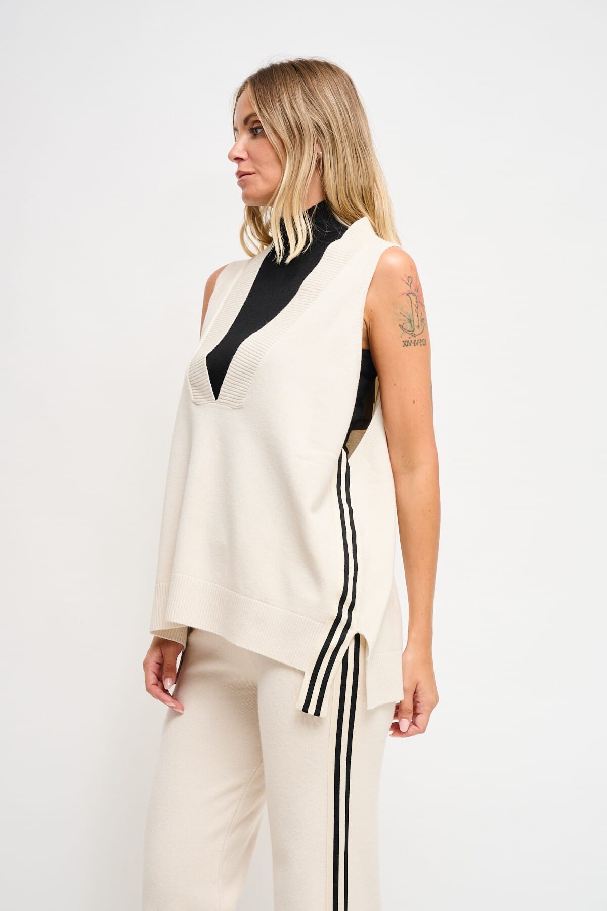 Gilet In Maglia Con Bande Laterali Maryley