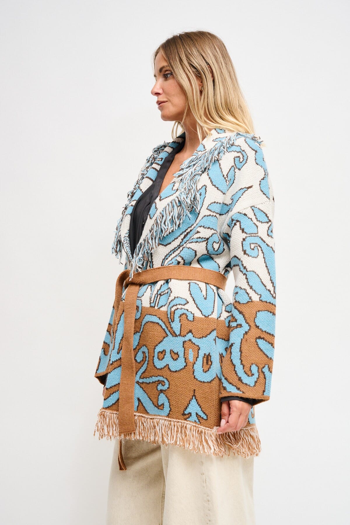 Cardigan A Fantasia Con Fusciacca Maryley