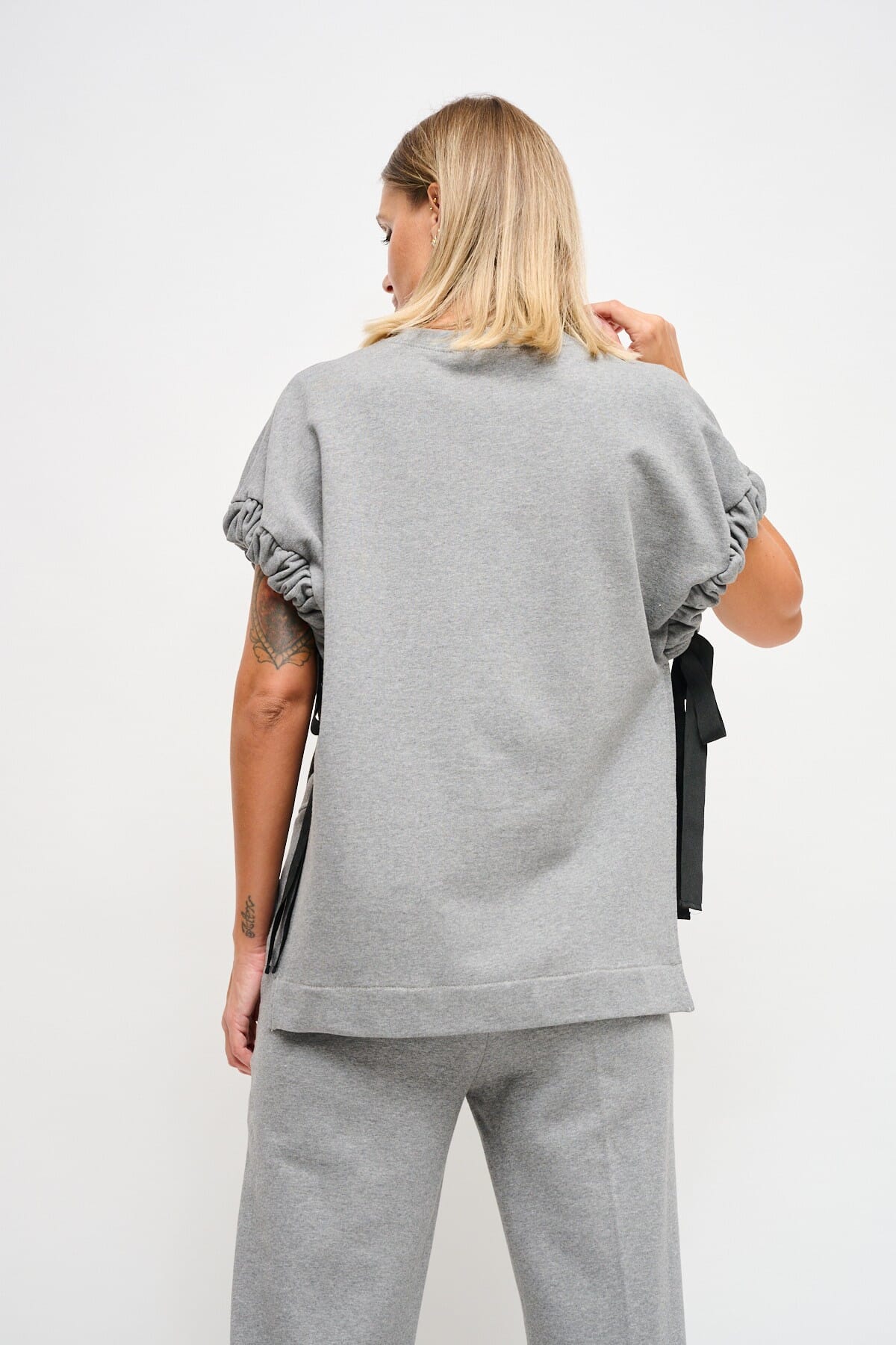 Maryley Sweatshirt sans manches avec rubans latéraux