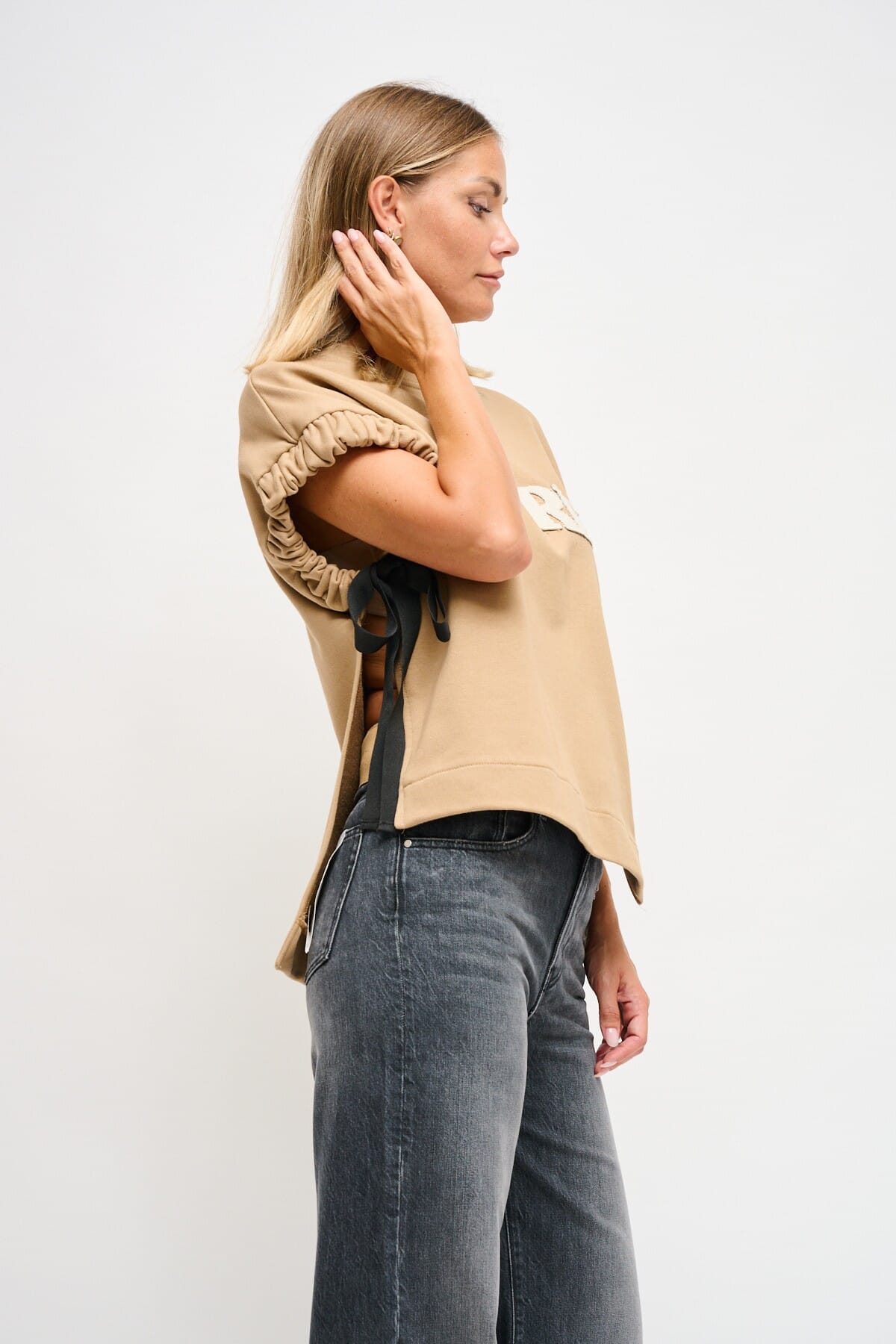 Maryley Sweatshirt sans manches avec rubans latéraux