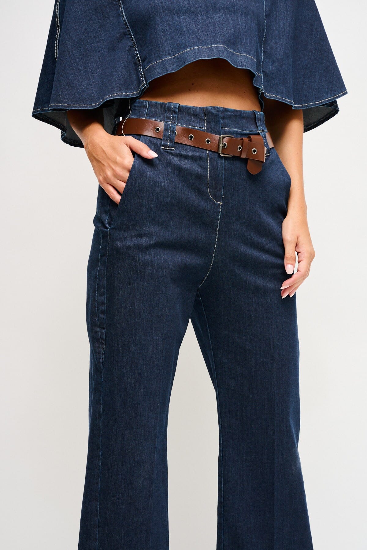 High Waisted Jeans With Maryley Belt