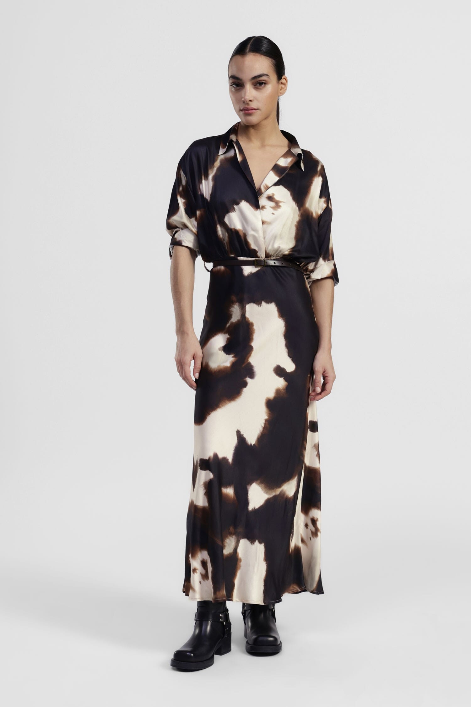 Long Fantasy Print Dress With Belt And Dixie Collar
