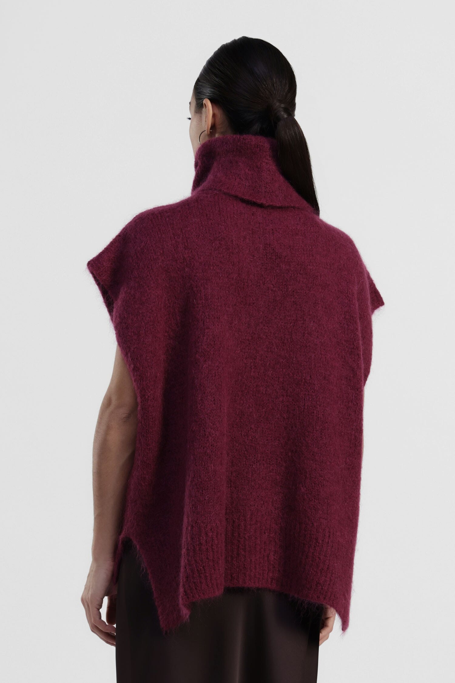 Maglione Smanicato Collo Alto Vestibilità Morbida Dixie