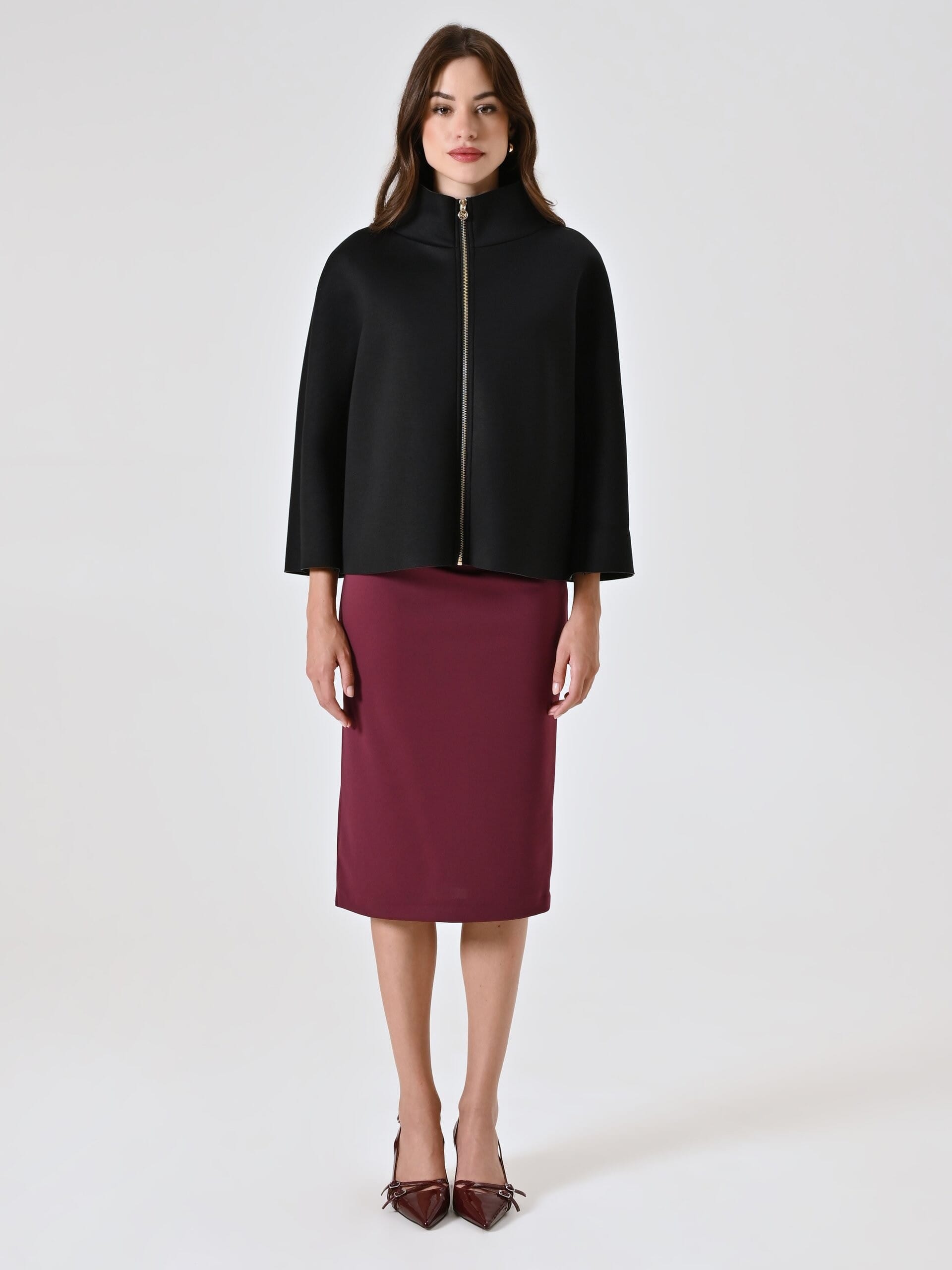 Cappotto Corto Over Effetto Mantella In Neoprene Rinascimento