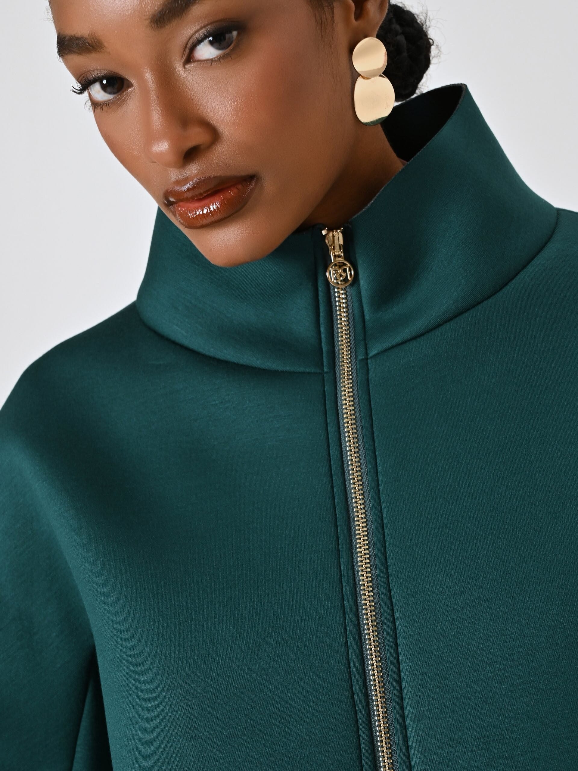 Cappotto Corto Over Effetto Mantella In Neoprene Rinascimento