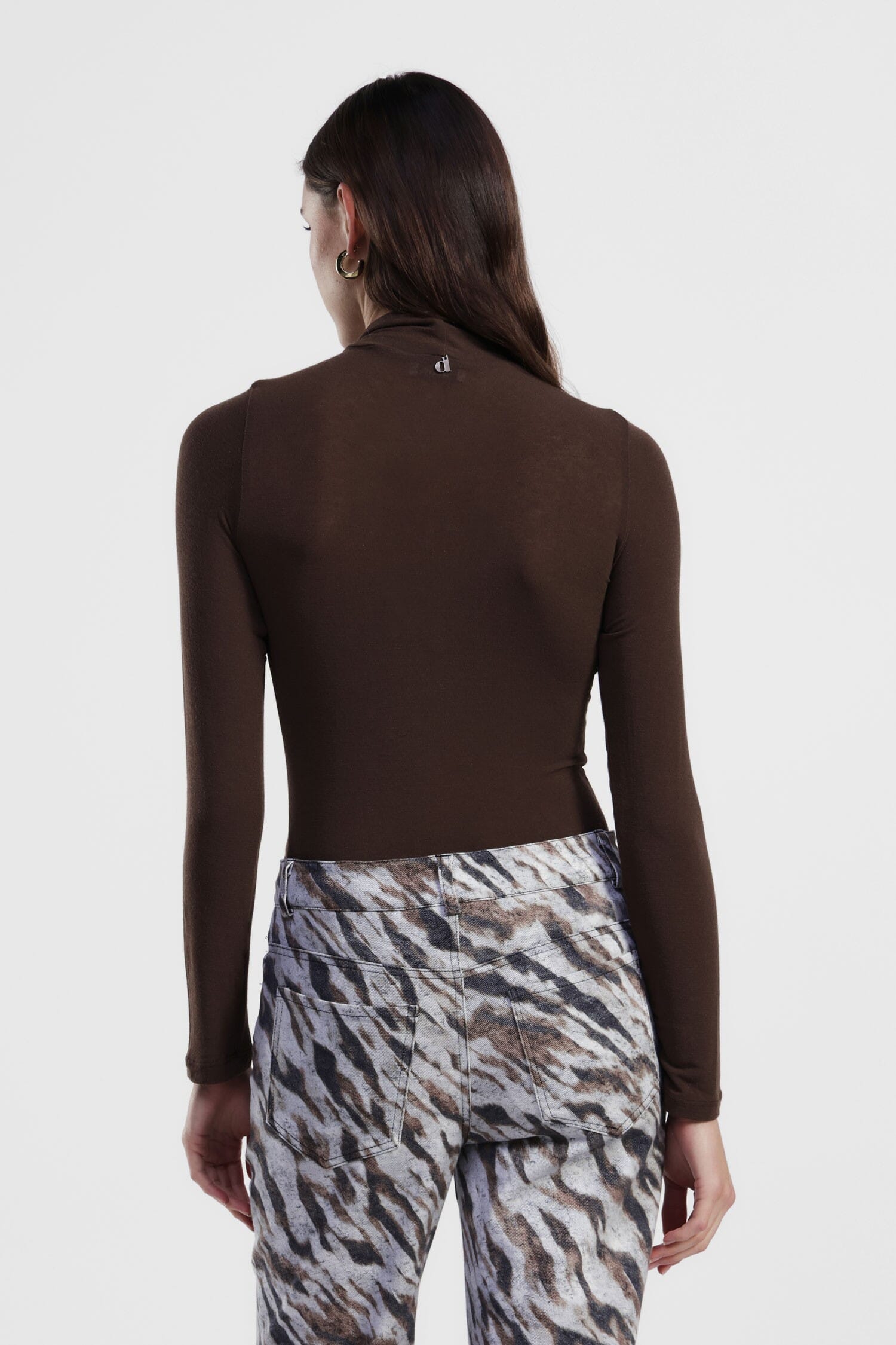 Top A Manica Lunga Con Fiocco E Taglio Dritto Dixie