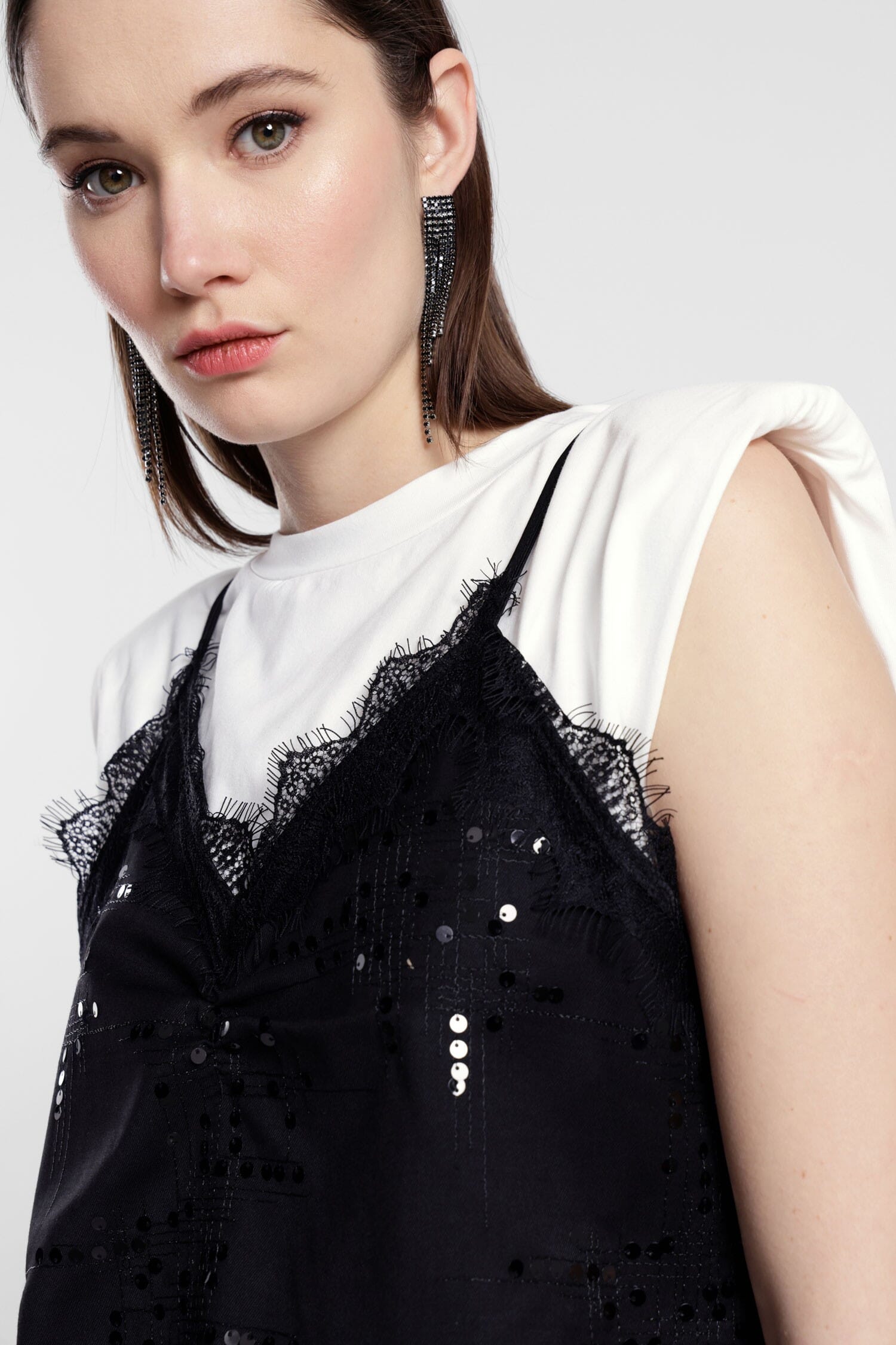 Top Doppio Effetto Con Paillettes E Inserti In Pizzo Dixie