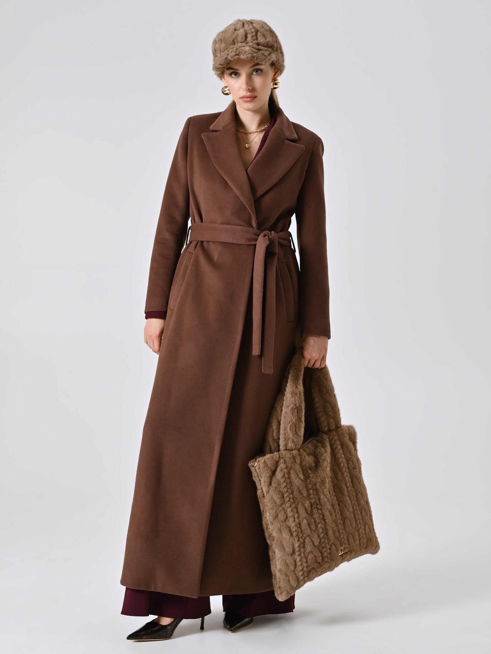 Cappotto Spolverino Extra Lungo In Velour Con Cintura Coordinata Rinascimento