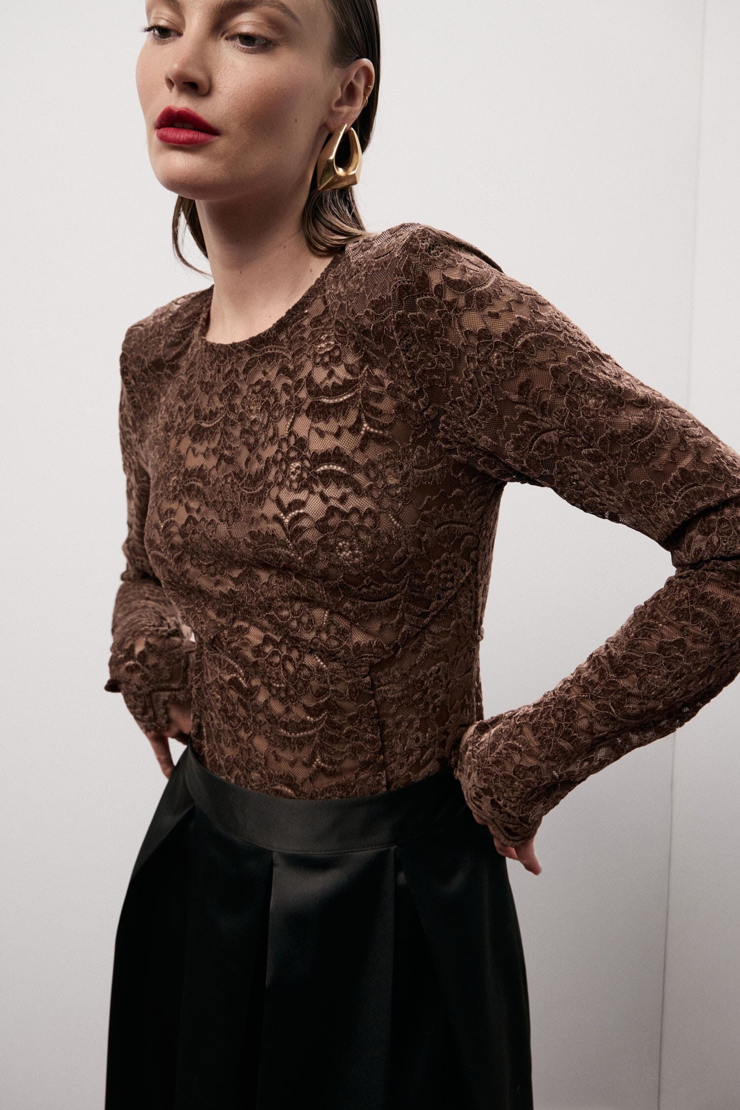 Body In Pizzo Con Maniche Lunghe E Apertura Sul Retro Dixie