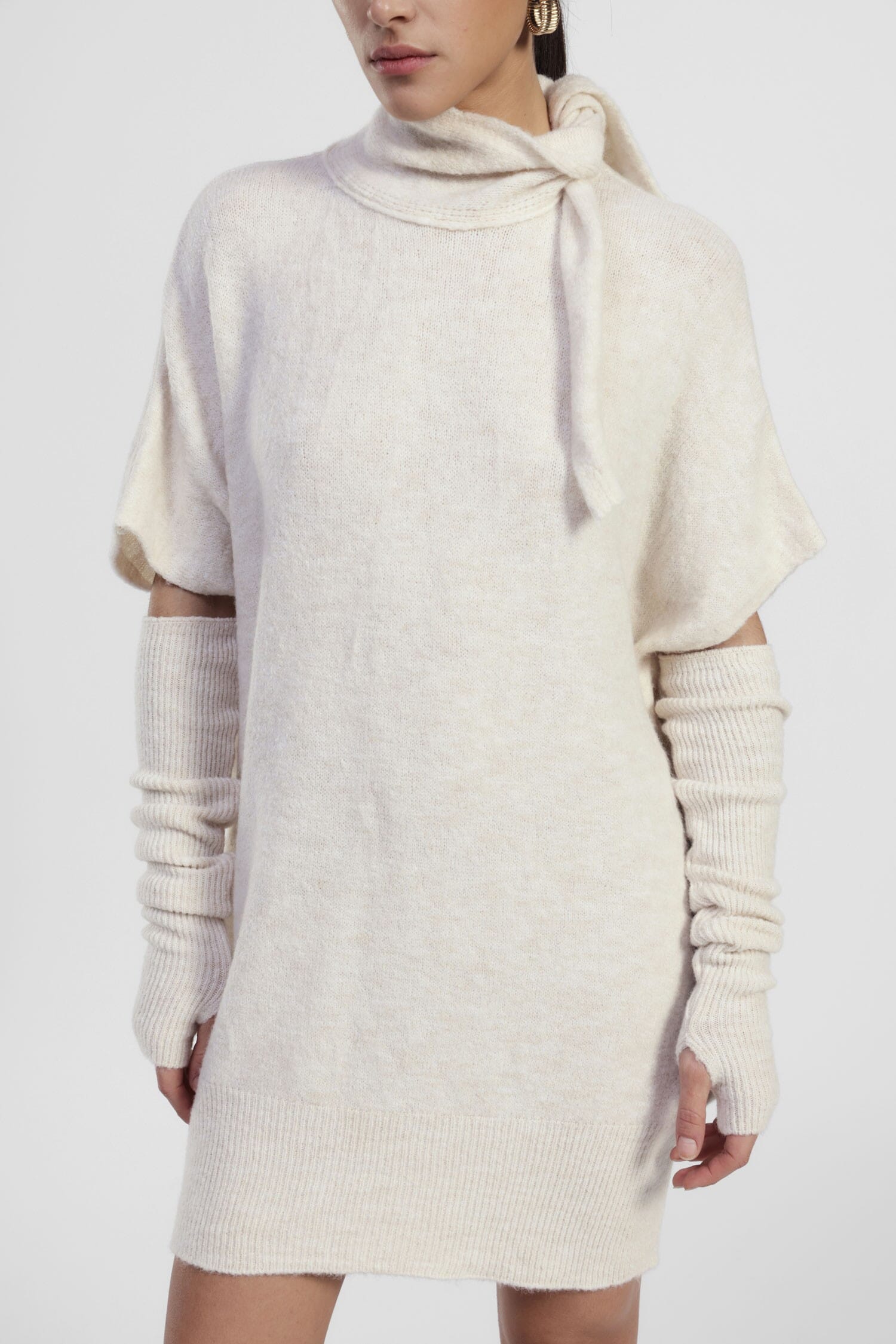 Abito Corto A Collo Alto Con Maniche Corte Dixie