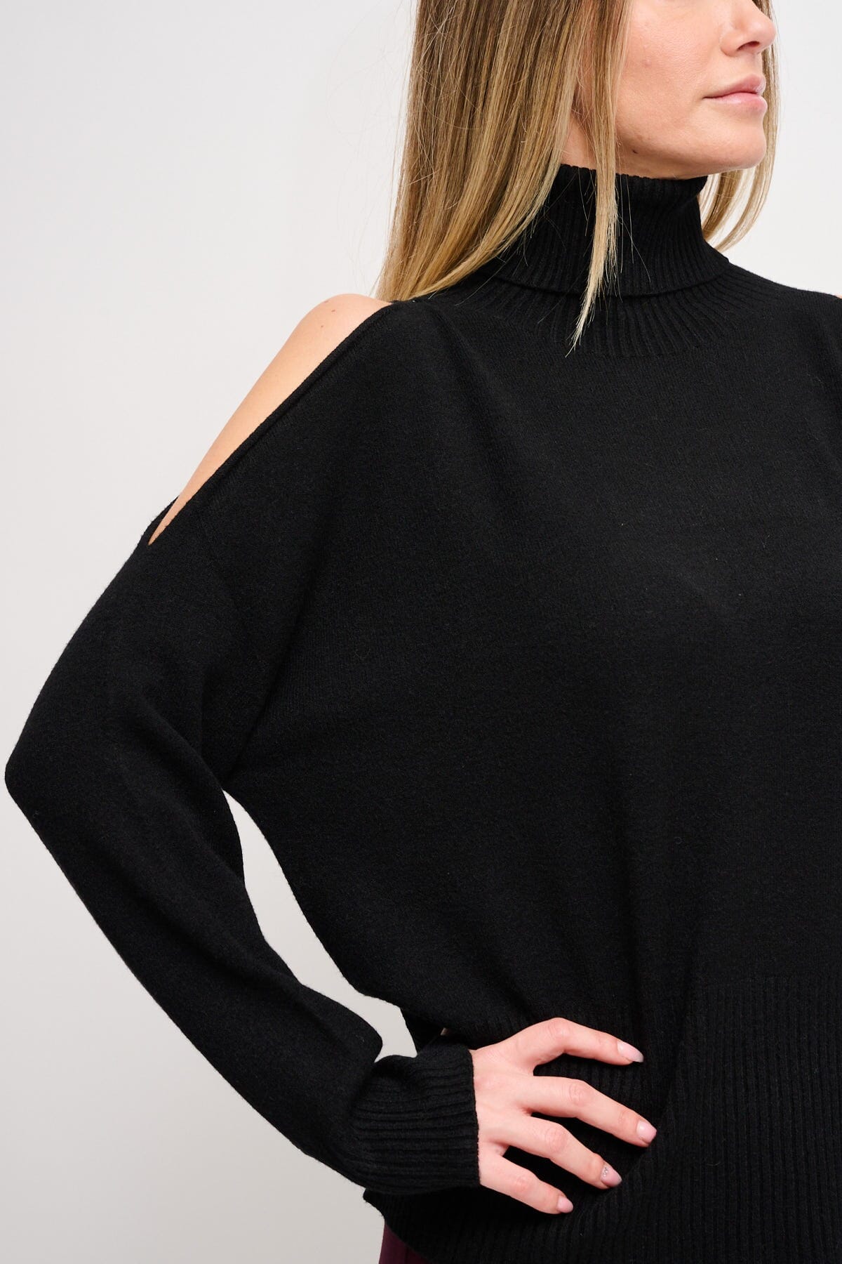 Maryley - Pull à col montant et découpes