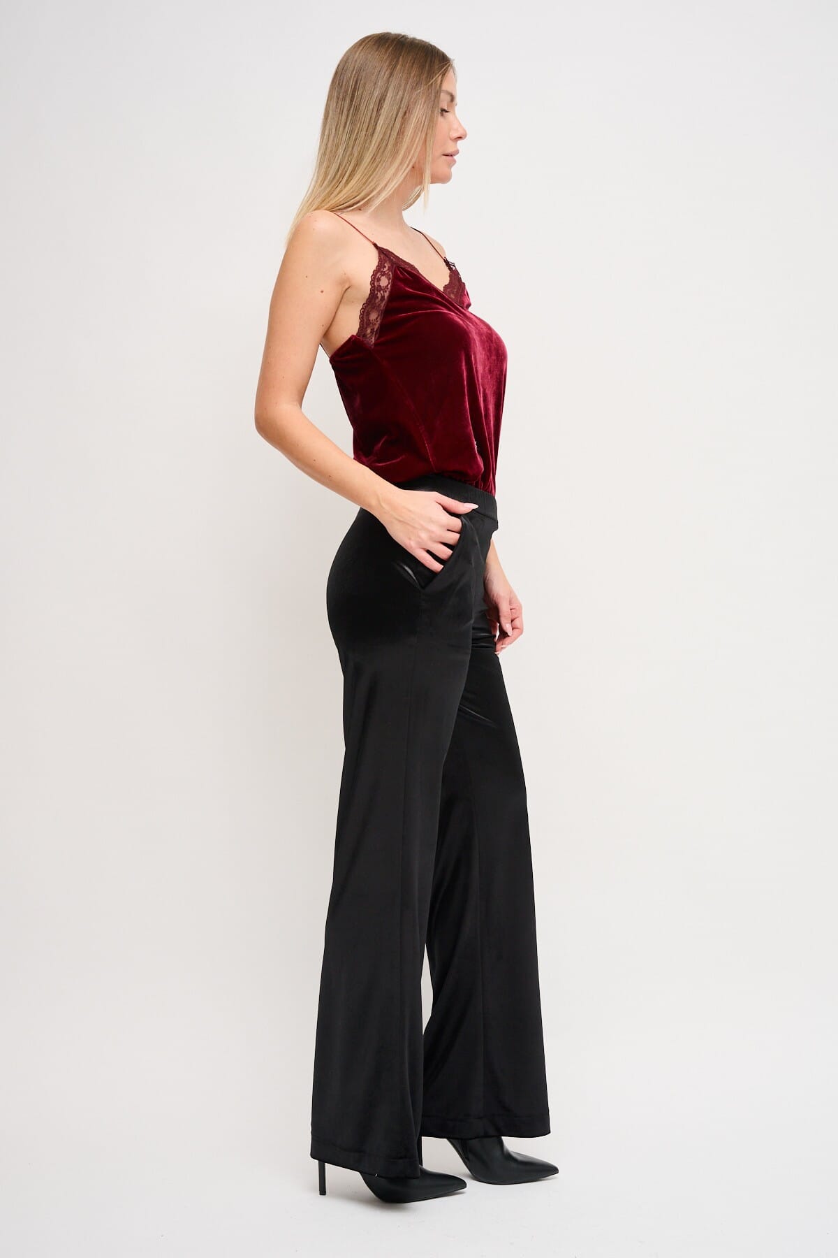 Pantaloni In Velluto Maryley