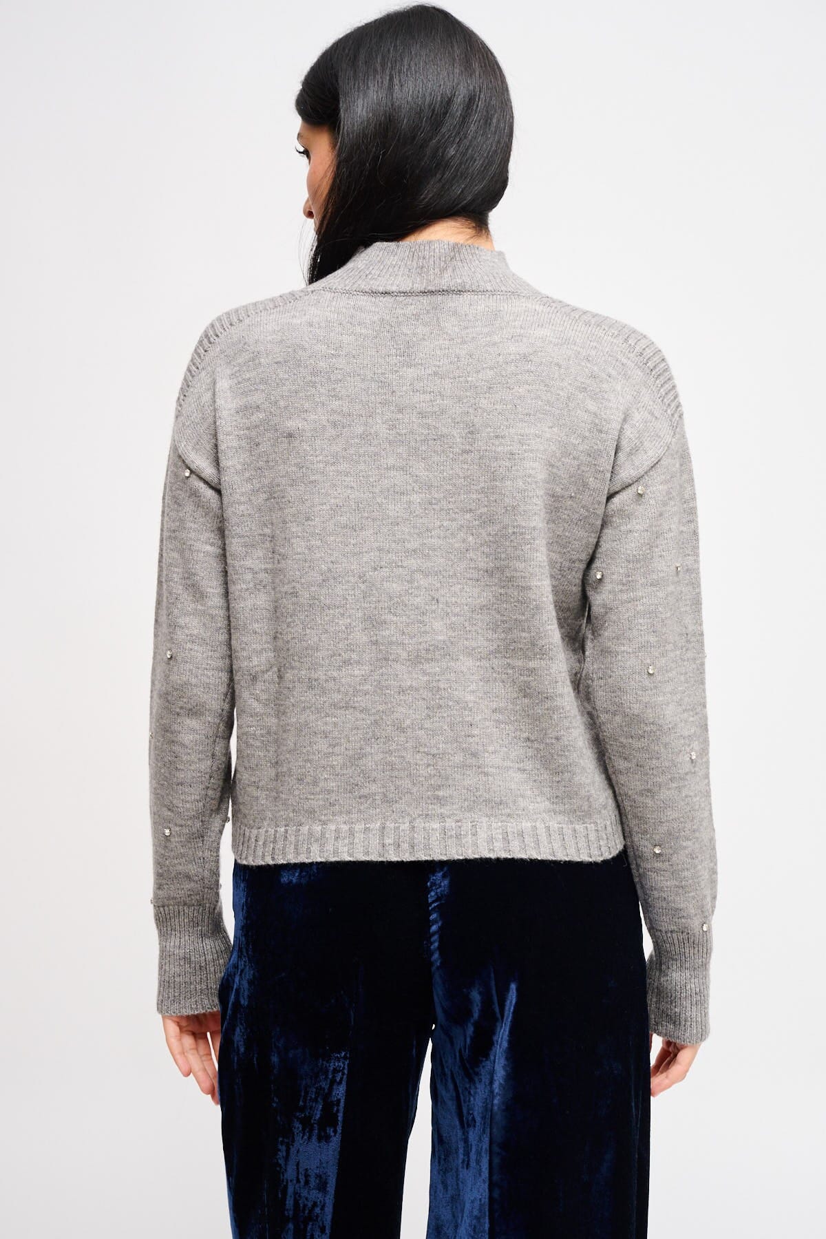 Maryley - Pull à col roulé orné d'appliqués ornés de bijoux