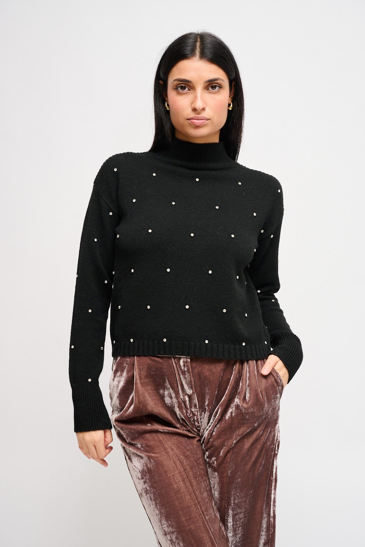 Maryley - Pull à col roulé orné d'appliqués ornés de bijoux