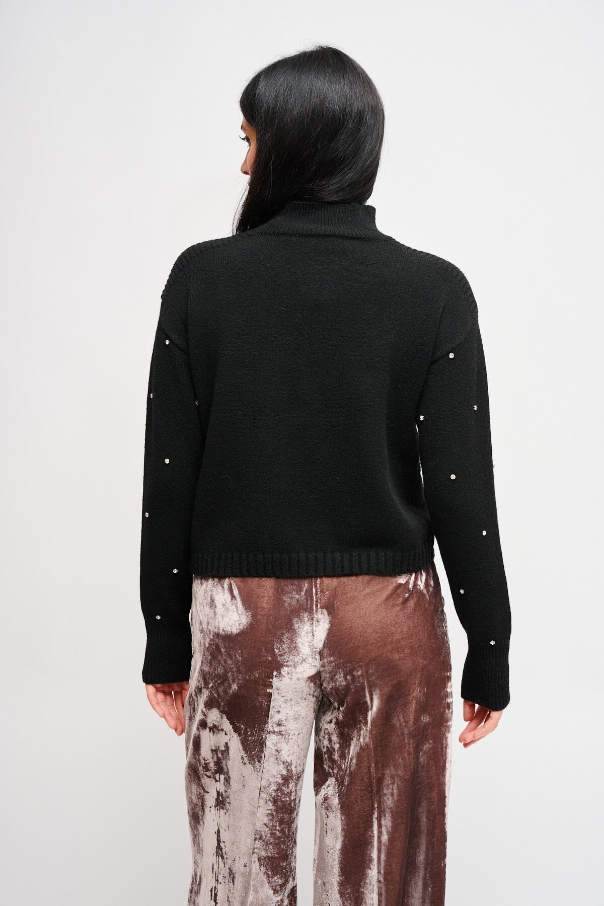 Maryley - Pull à col roulé orné d'appliqués ornés de bijoux