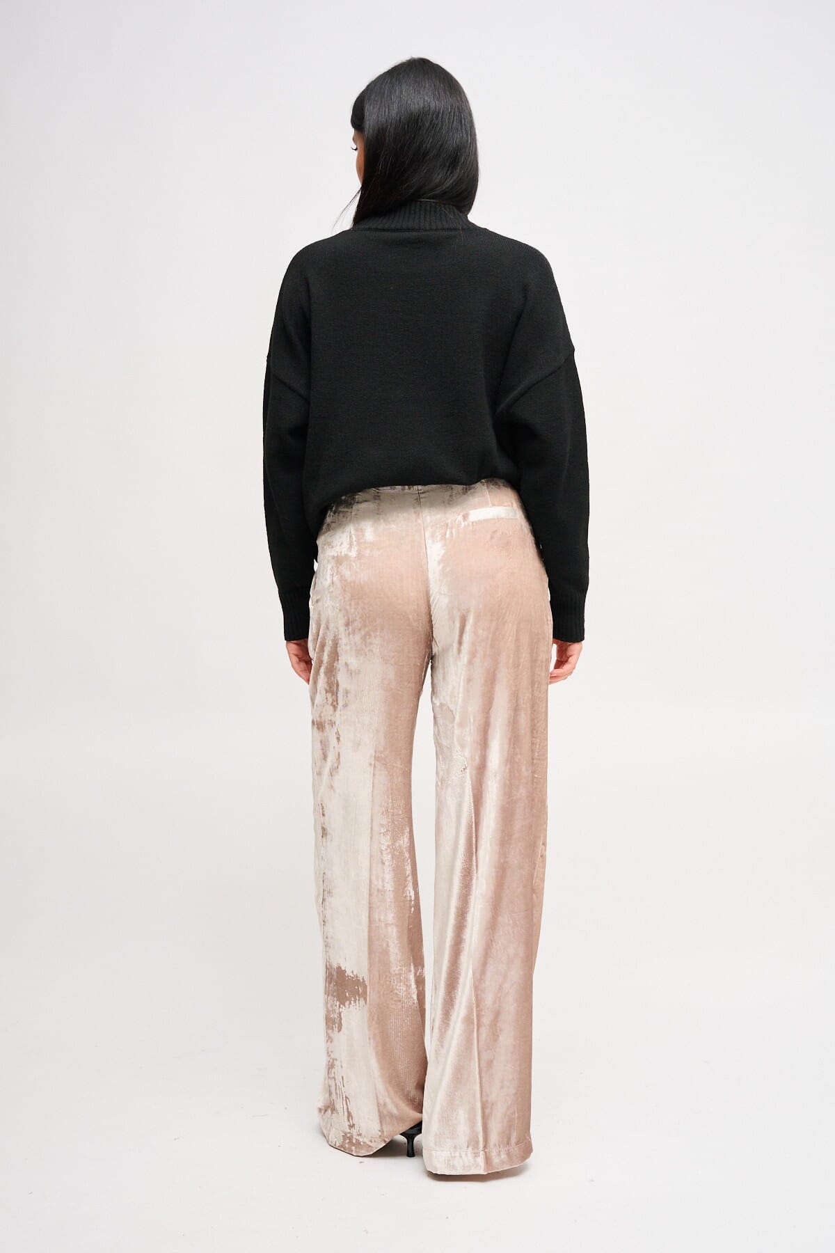 Pantaloni A Palazzo In Velluto Liscio Maryley