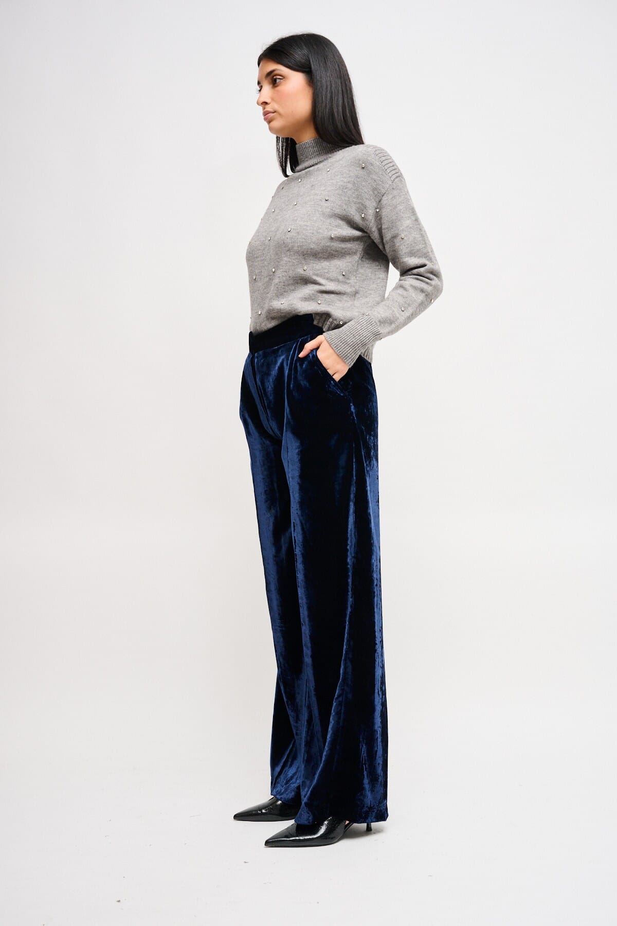 Pantaloni A Palazzo In Velluto Liscio Maryley