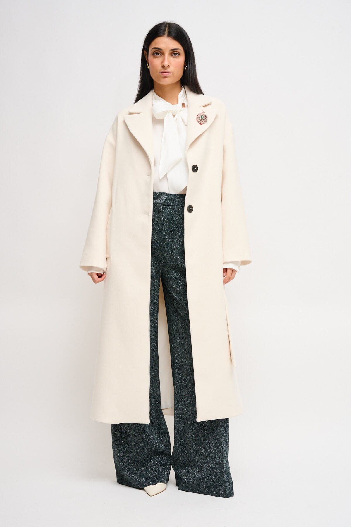 Cappotto Con Fusciacca E Spilla Gioiello Maryley