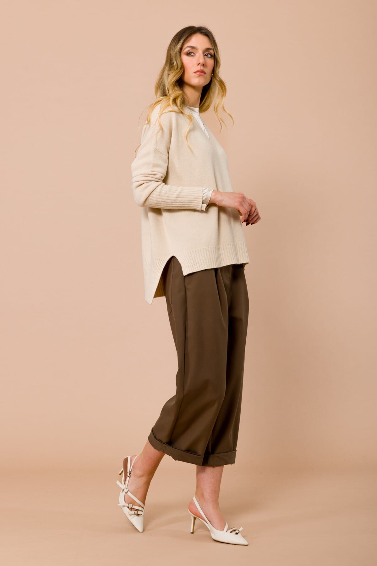 Maglia Oversize Con Scollo V E Spacchi Laterali Maryley