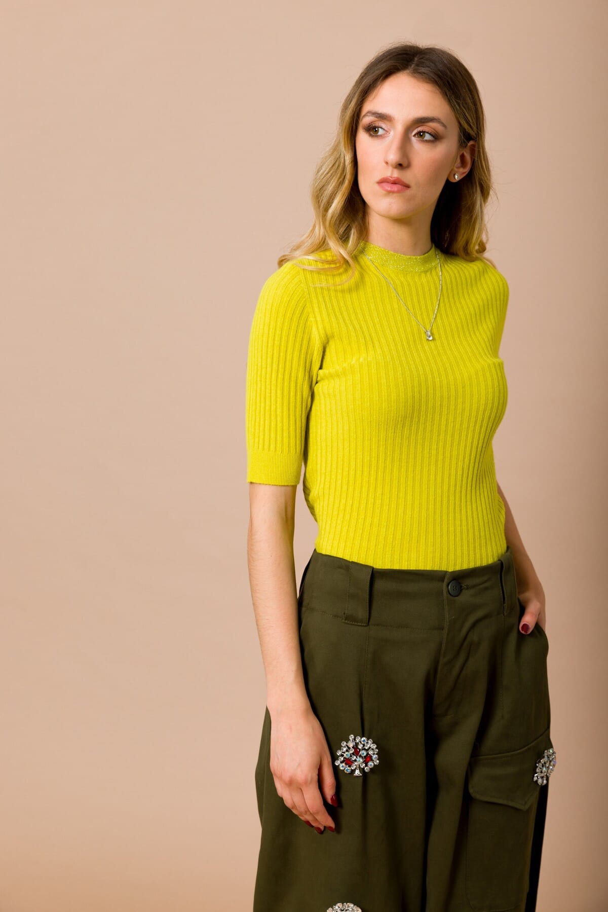 Maglia Girocollo A Costine Con Manica Corta Maryley