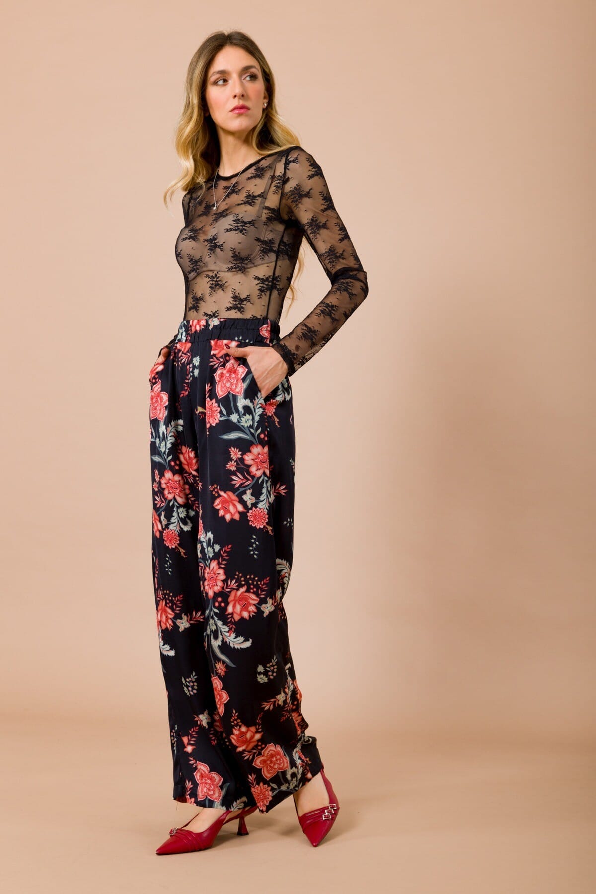 Body In Pizzo Girocollo Slim Fit Manica Lunga Maryley