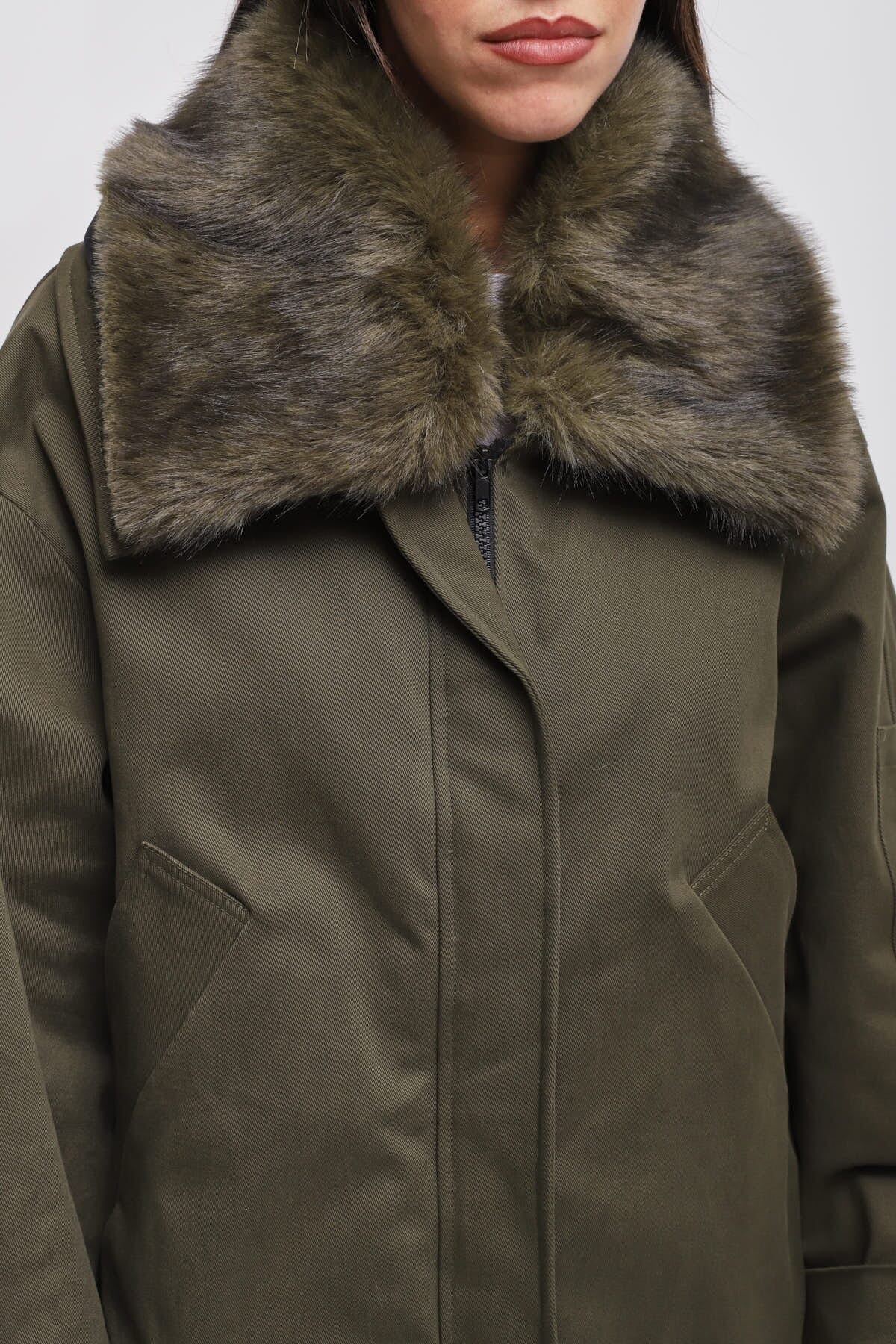 Parka Over Con Collo In Ecopelliccia Rimovibile Maryley