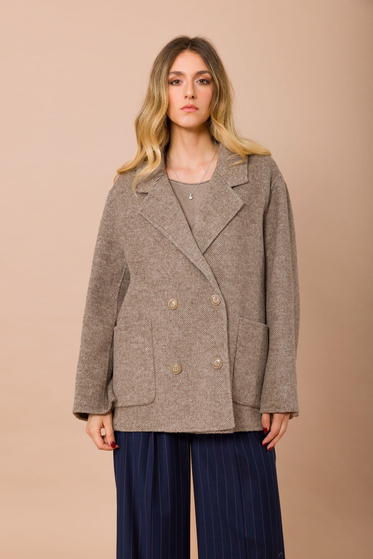 Cappotto Corto Doppiopetto Sfoderato Con Tasche Applicate Maryley