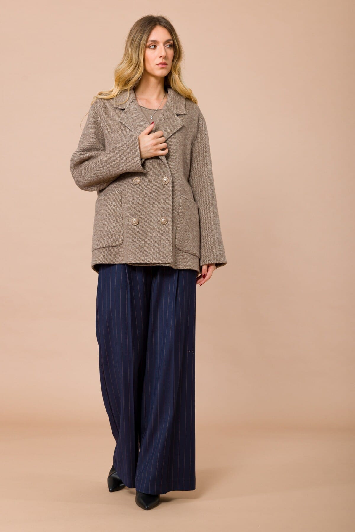 Cappotto Corto Doppiopetto Sfoderato Con Tasche Applicate Maryley