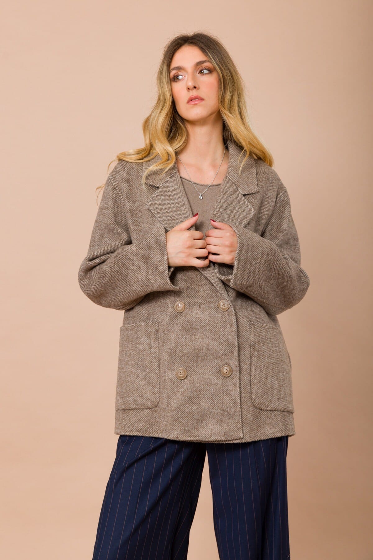 Cappotto Corto Doppiopetto Sfoderato Con Tasche Applicate Maryley