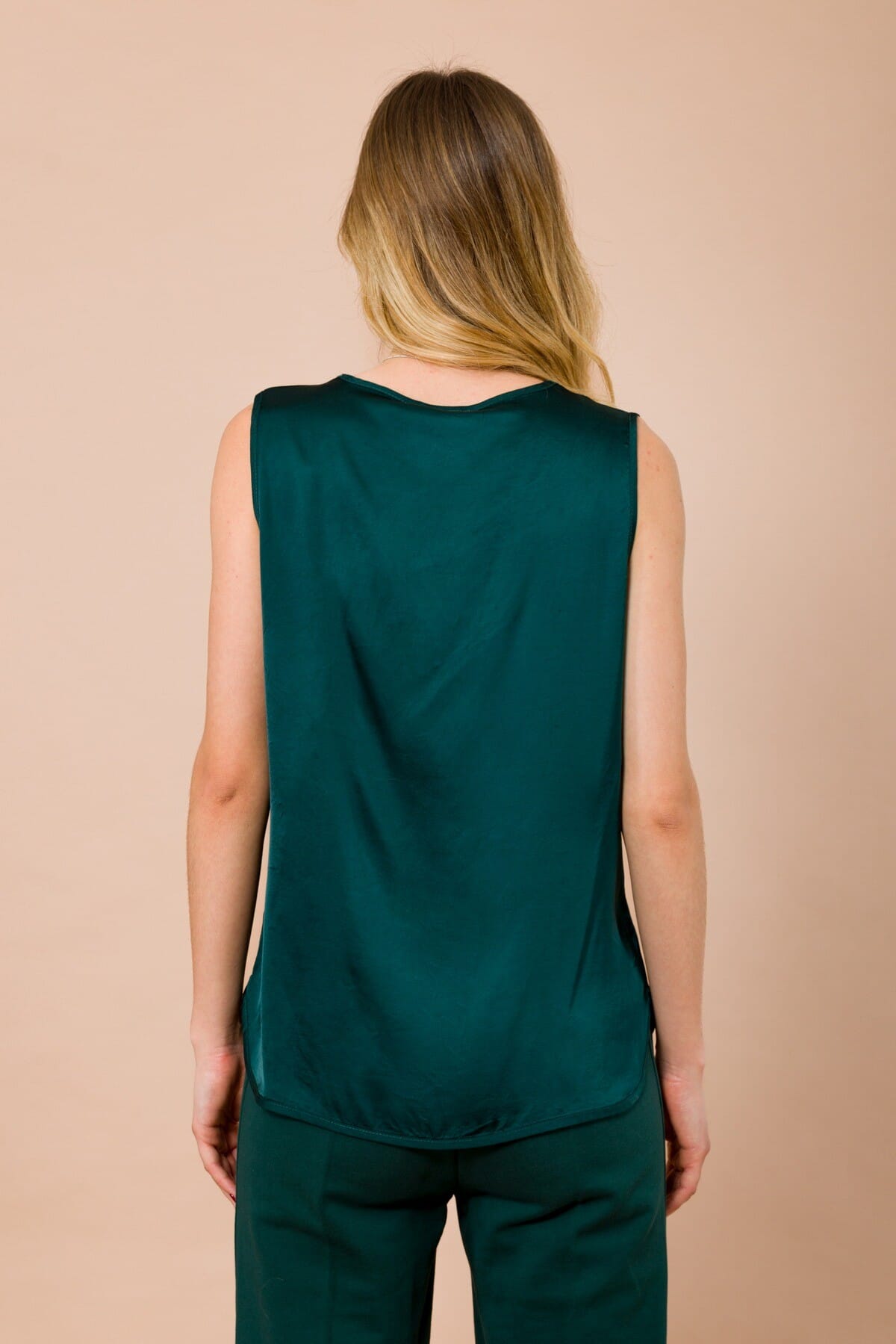 Top Scollo V In Raso Di Viscosa Maryley