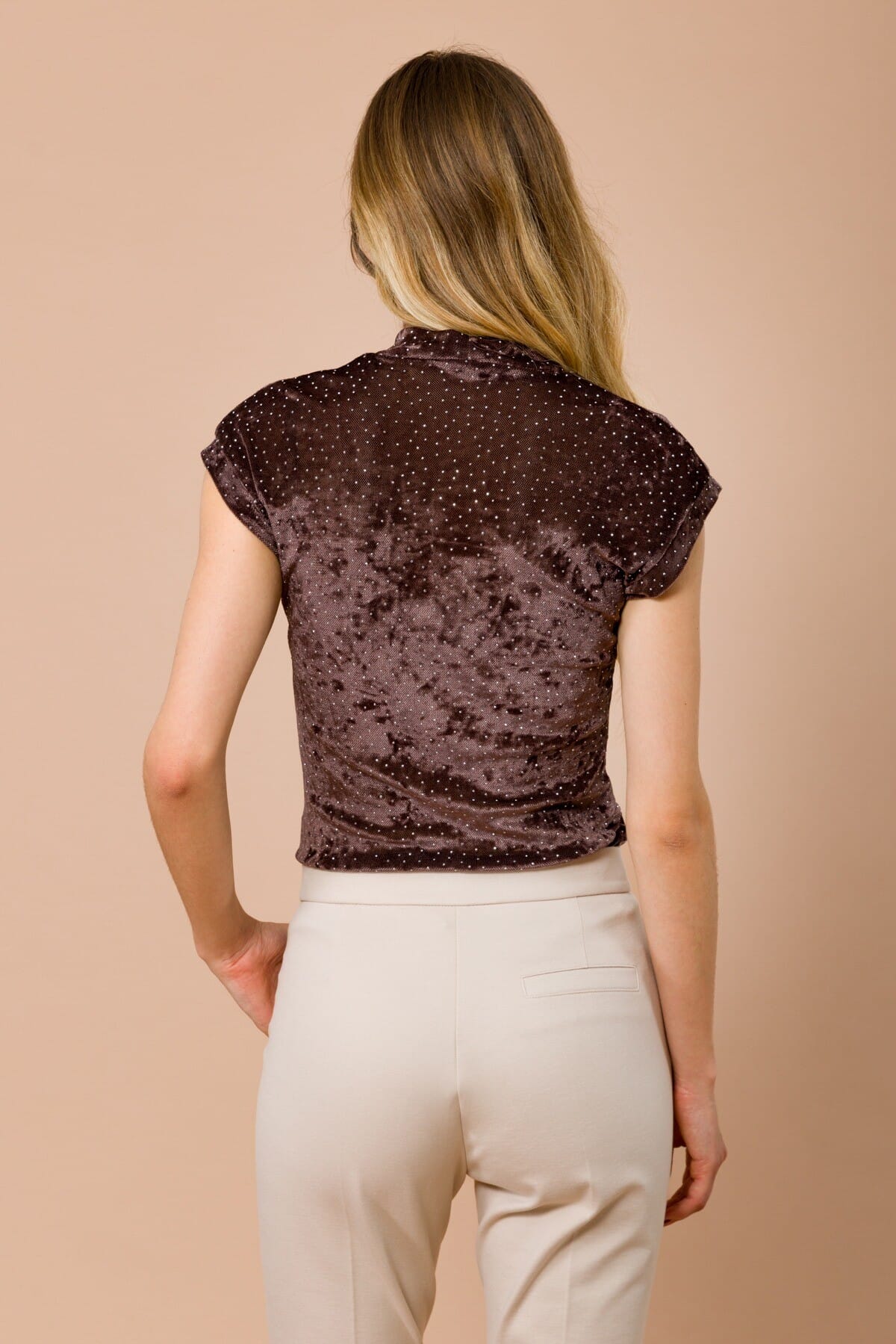 Top Smanicato Lupetto Con Strass Allover Maryley
