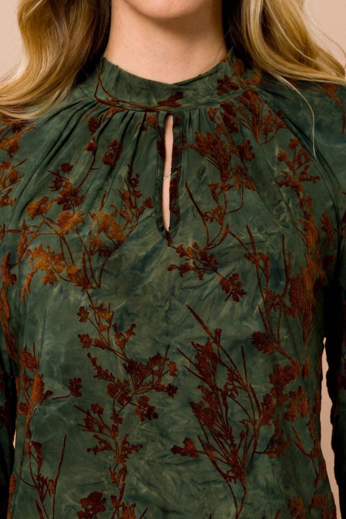 Blusa Girocollo Manica Lunga Con Stampa Floccata Maryley