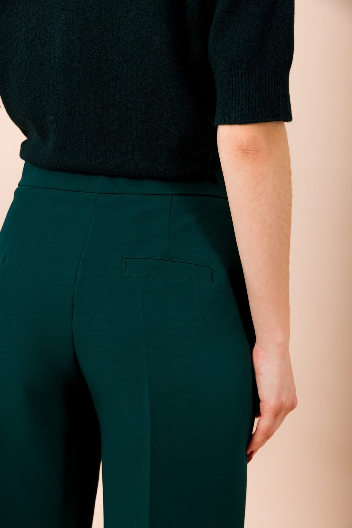 Pantalone Palazzo Con Elastico Nel Centro Dietro Maryley