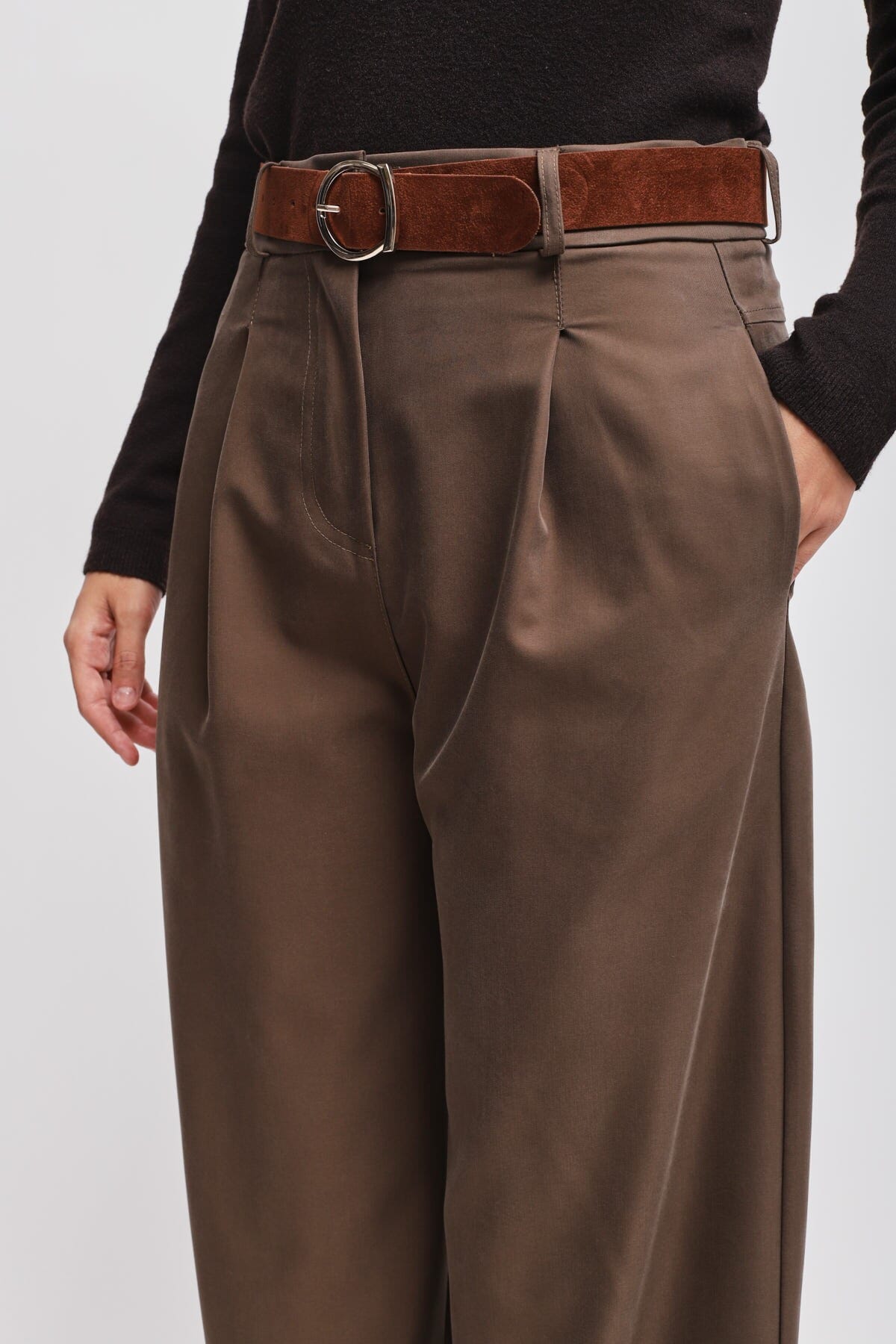 Pantaloni Cropped Con Cintura Maryley