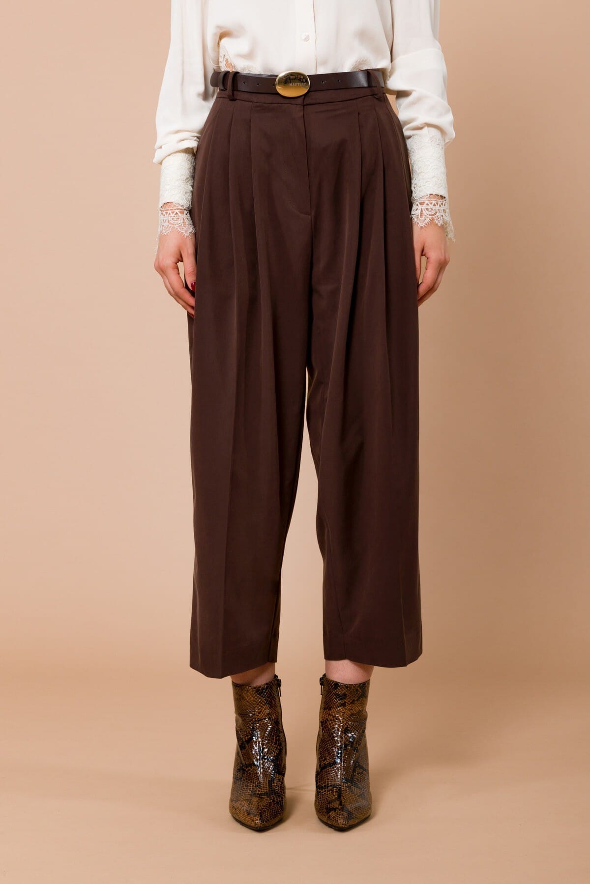 Pantalone Con Pieghe Sul Davanti E Cintura In Vita Maryley