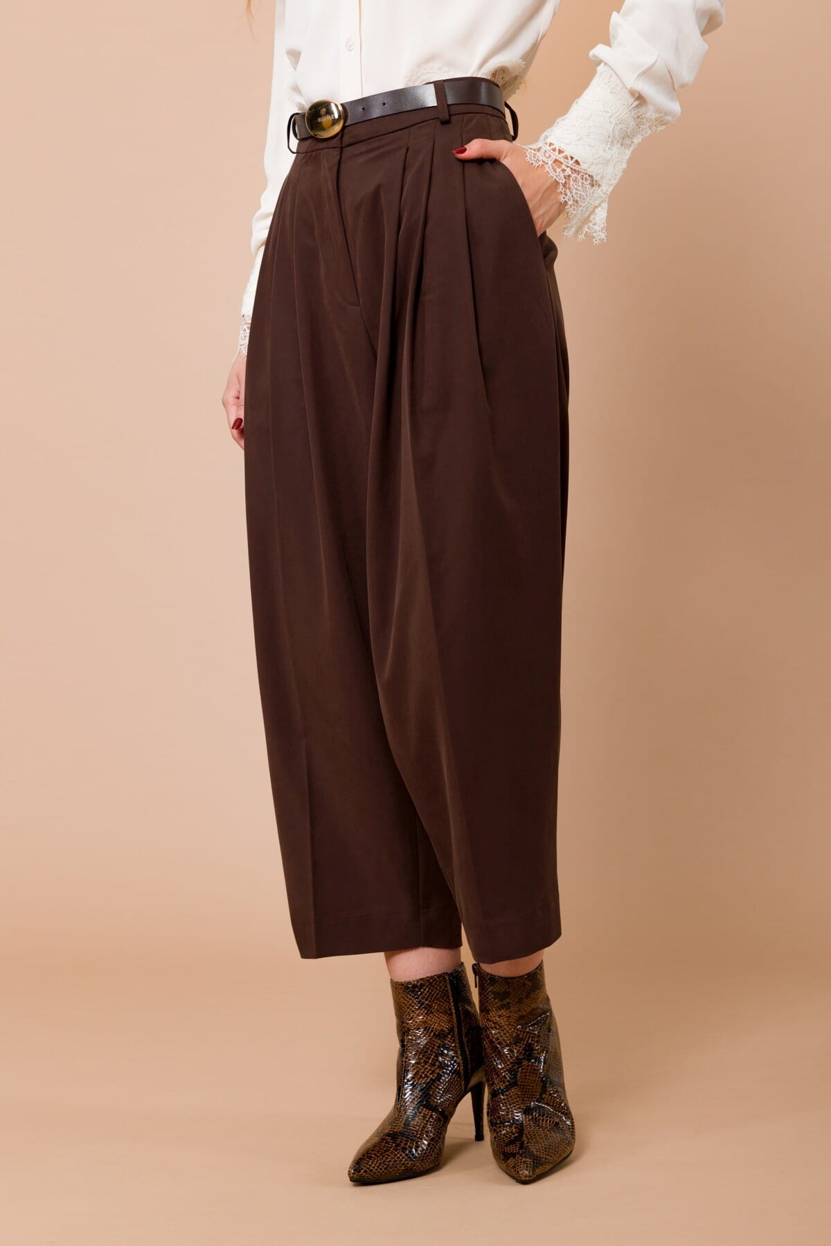 Pantalone Con Pieghe Sul Davanti E Cintura In Vita Maryley