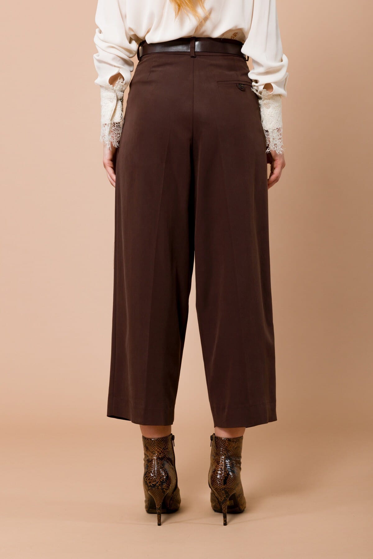 Pantalone Con Pieghe Sul Davanti E Cintura In Vita Maryley