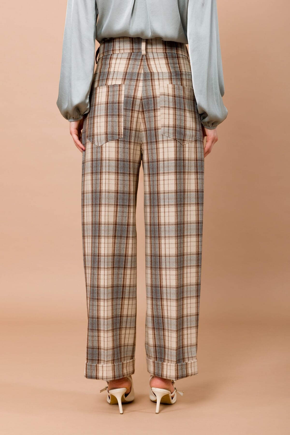 Pantalone In Check Con Risvolto E Tasche Applicate Nel Retro Maryley