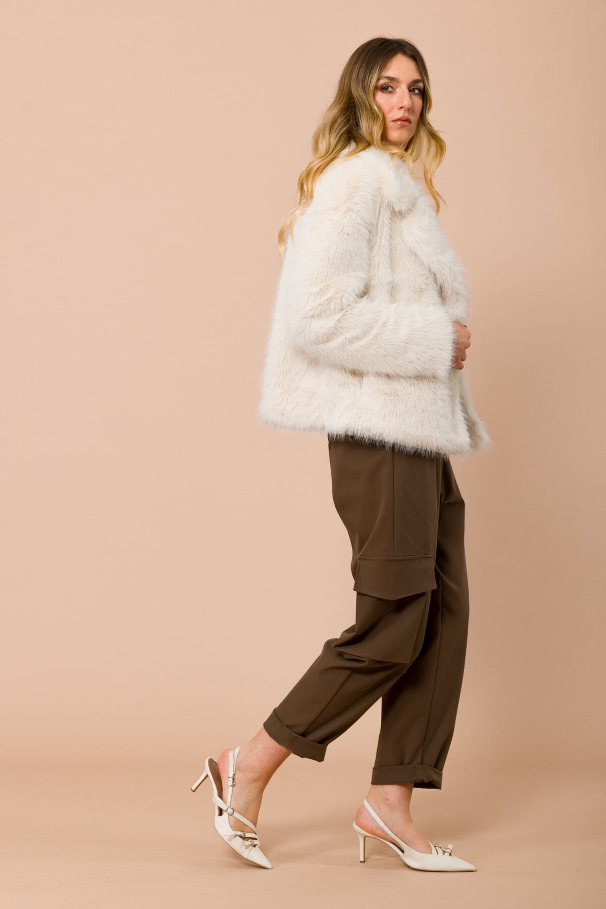 Pantalone Cargo Con Elastico In Vita Nel Retro E Charms Sul Davanti Maryley