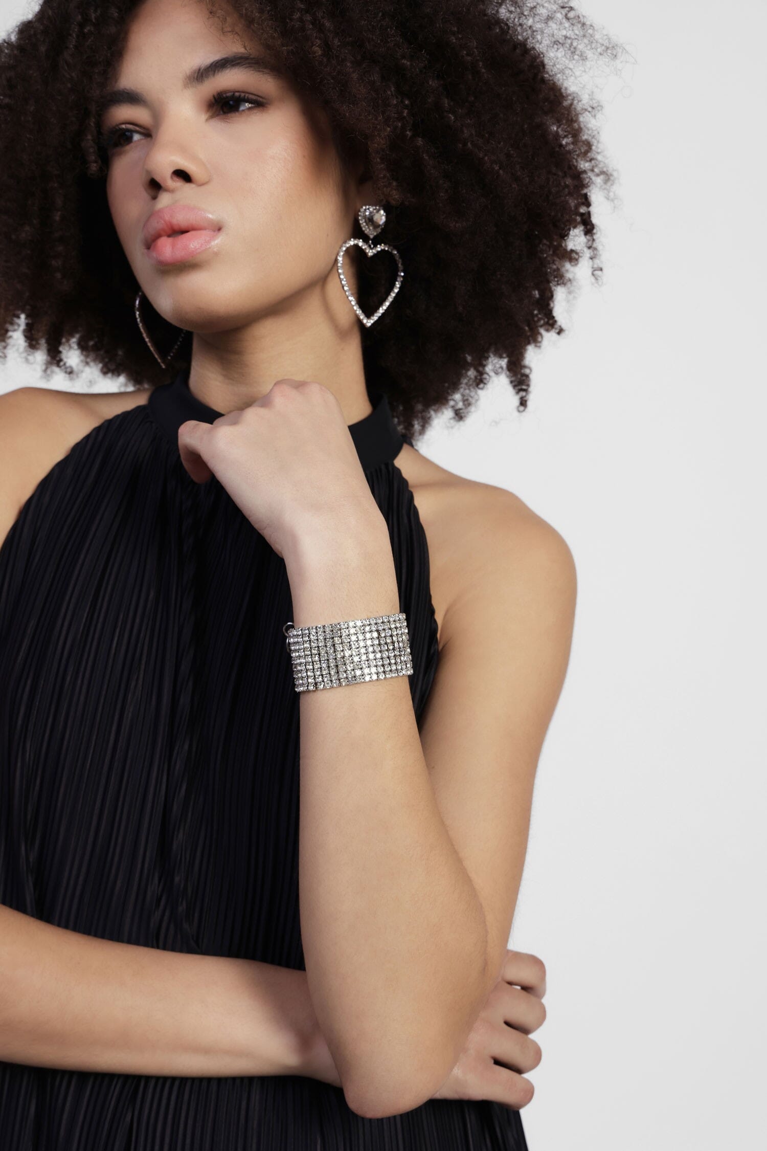 Bracciale Rigido Con Strass A Fascia Larga E Ciondolo Dixie