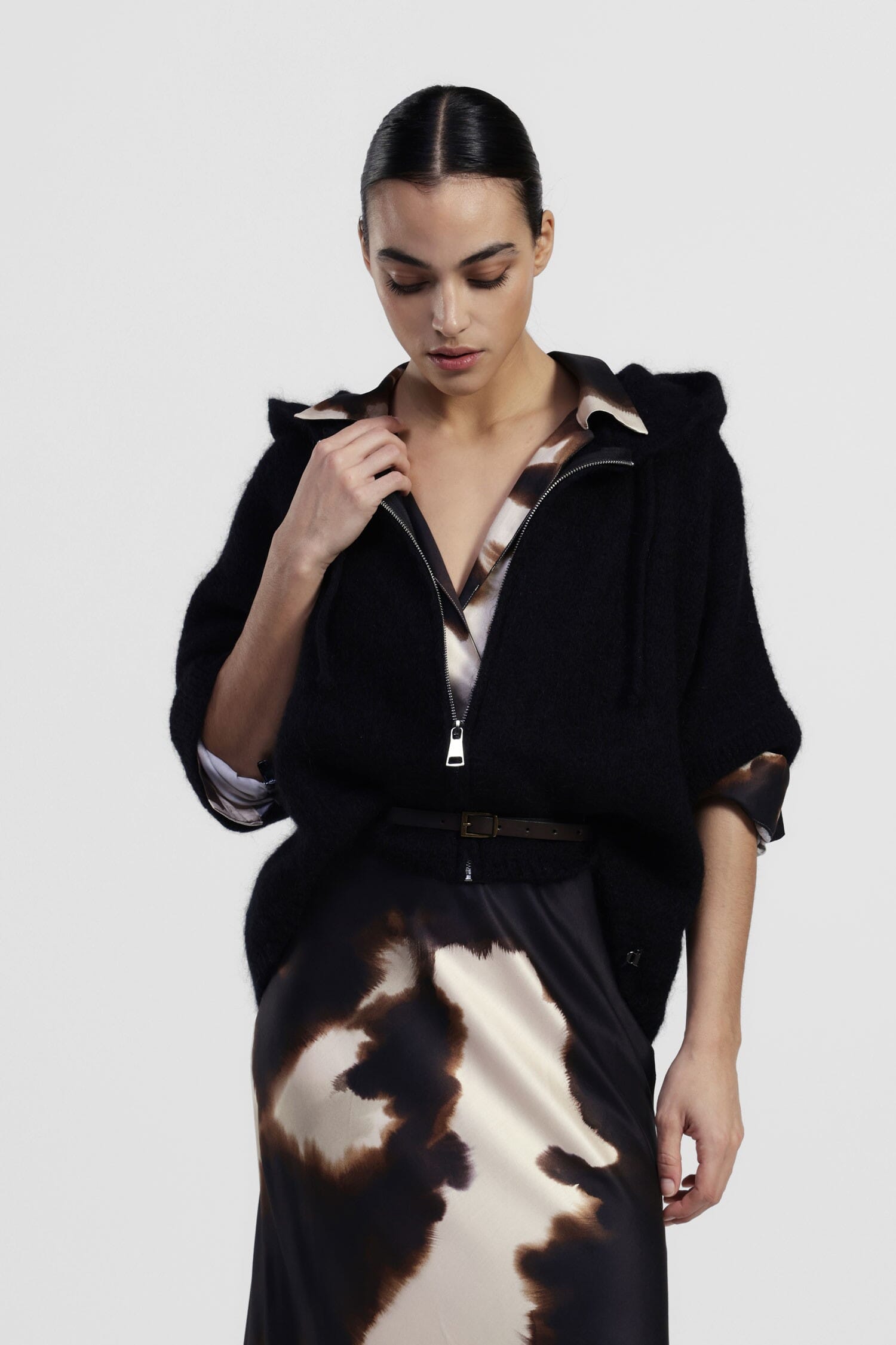 Cardigan Con Cappuccio Zip E Maniche Al Gomito Dixie