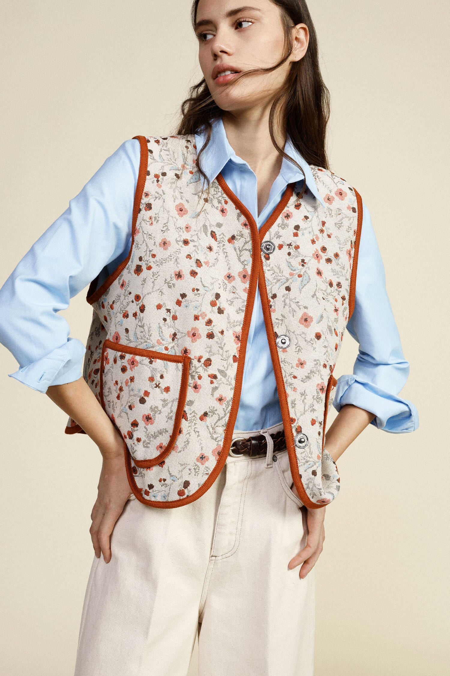 Gilet Smanicato Fantasia Floreale Con Bottoni Dixie