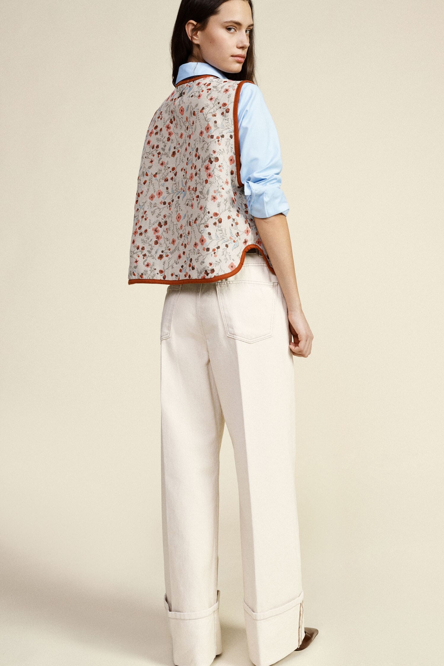 Gilet Smanicato Fantasia Floreale Con Bottoni Dixie