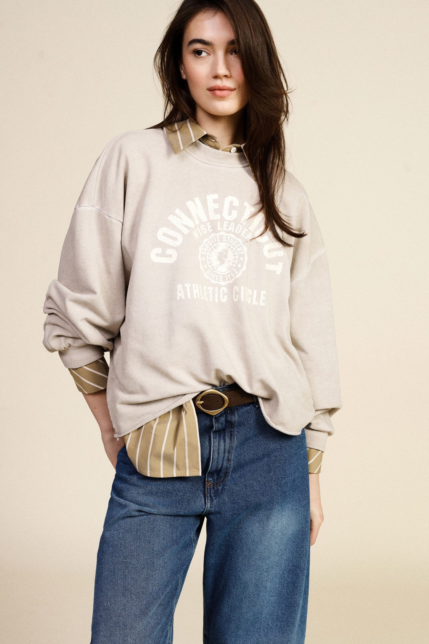 Sweatshirt Large Crew Neck Front Print College Dixie