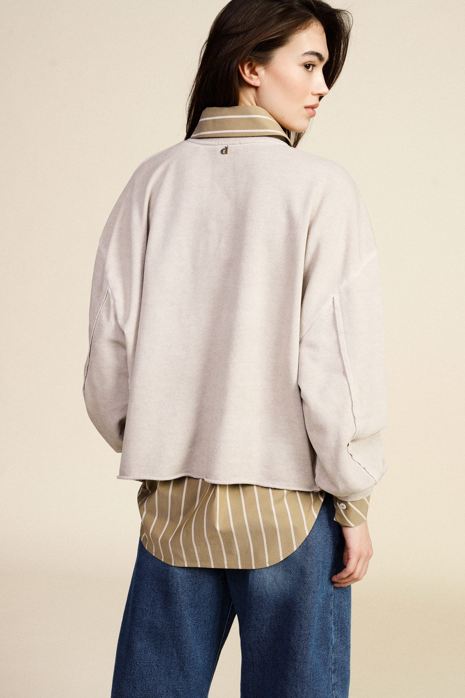 Sweatshirt Large Crew Neck Front Print College Dixie