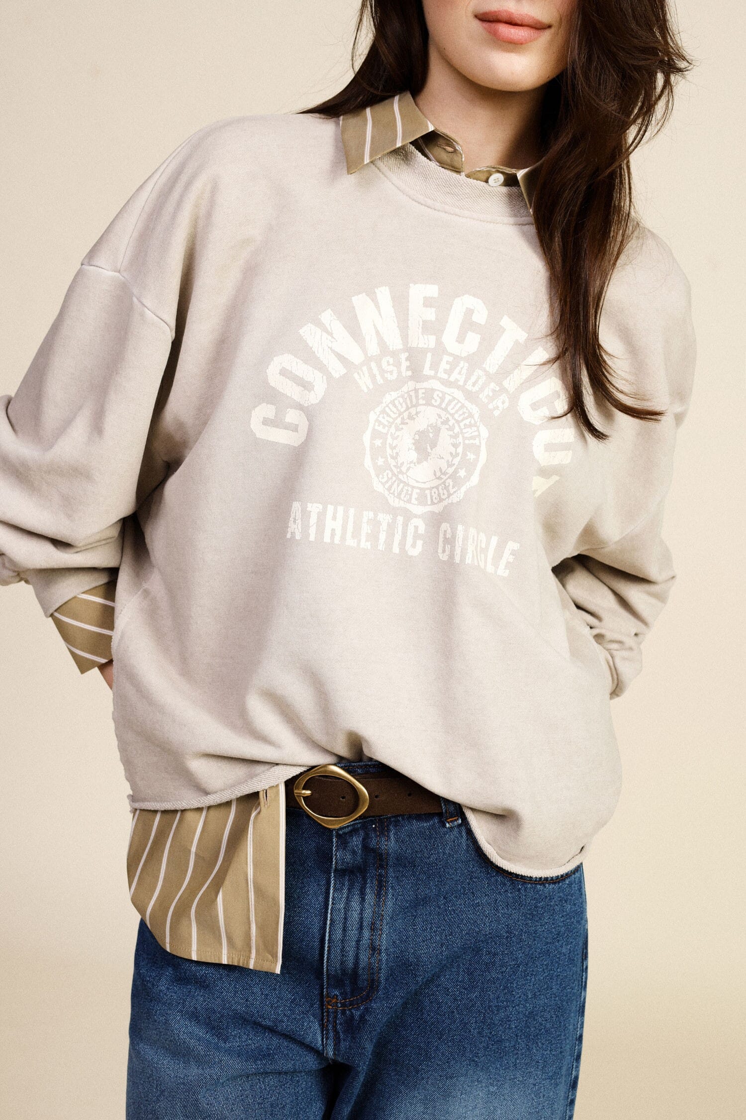 Sweatshirt Large Crew Neck Front Print College Dixie
