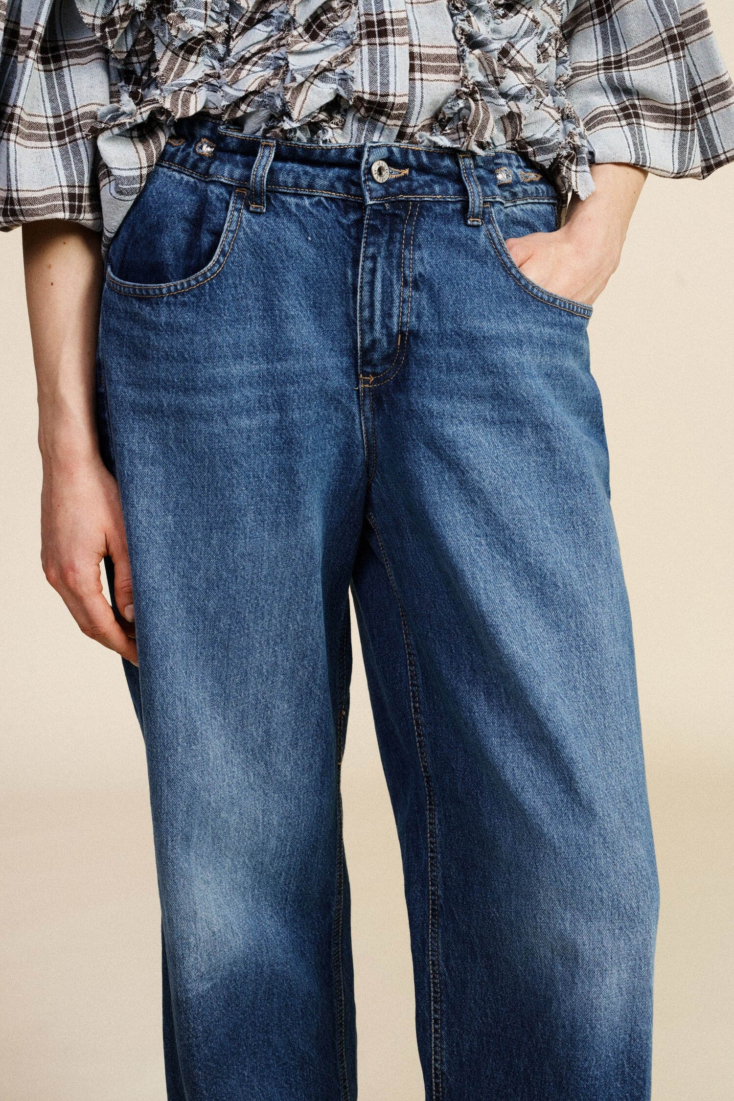 Jeans A Gamba Ampia Con Vita Alta E Tasche Dixie