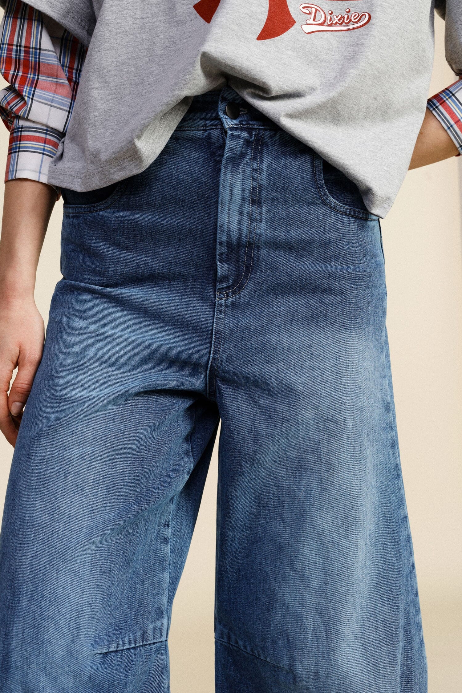 Jeans Balloon Fit Con Orlo Tagliato A Vivo Dixie